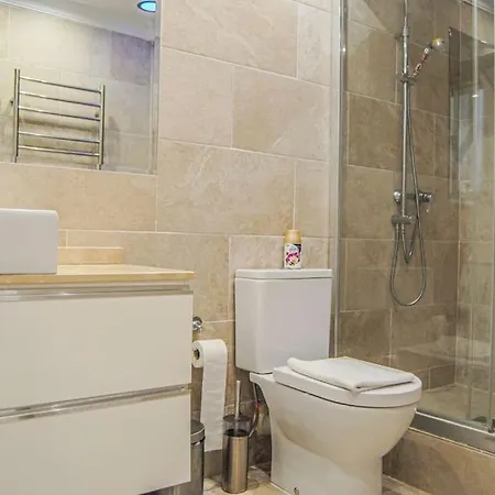 San Pedro Center - Eaw Homes Marbella