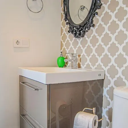 San Pedro Center - Eaw Homes Apartment